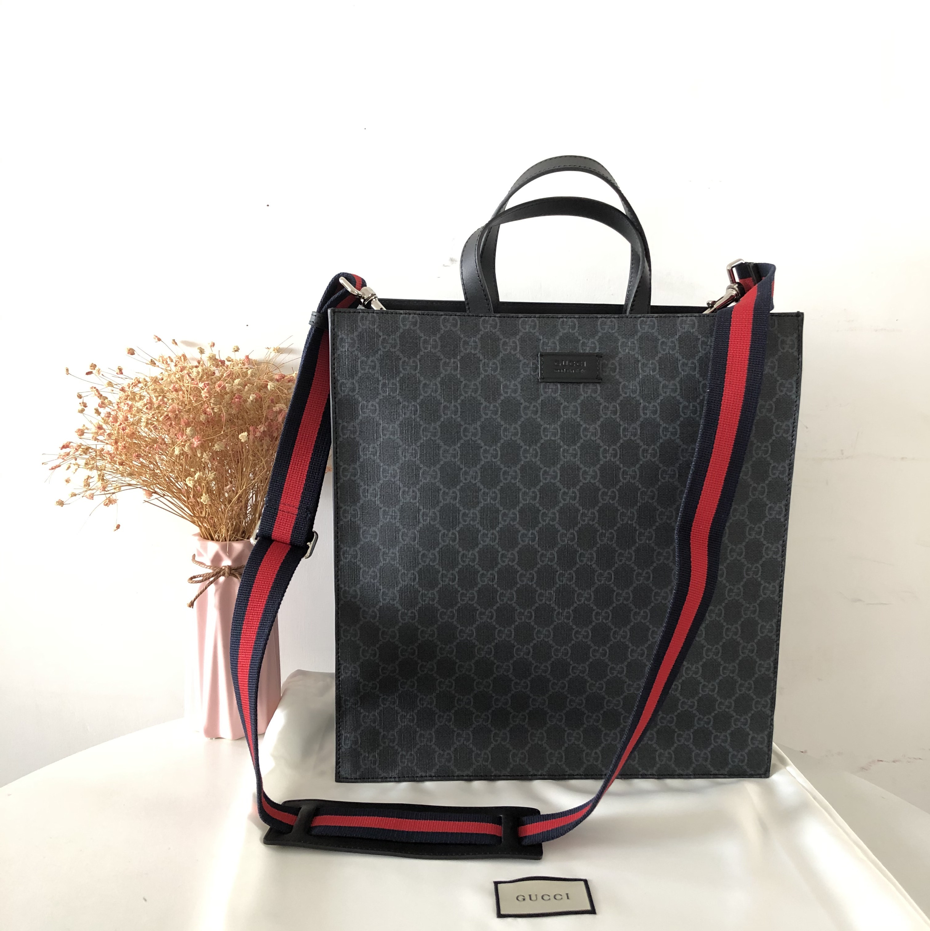 구찌 토트백 GG 미디엄